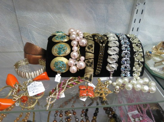 large selection of vintage jewelry large selection of vintage jewelry