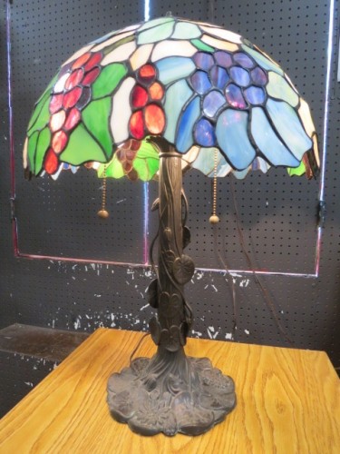 SALE! Vintage style stained glass floral & grapes lamp – $150