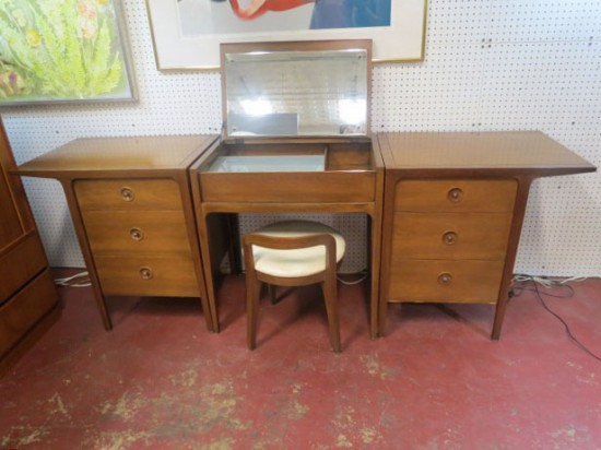 Vintage mid century modern walnut 4 piece modular vanity set by Drexel – $1495 for the set Vintage mid century modern walnut 4 piece modular vanity set by Drexel – $1495 for the set