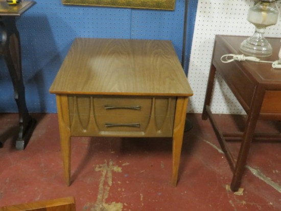 SALE! Vintage Mid-Century Modern Walnut Side Table with Drawer – $100